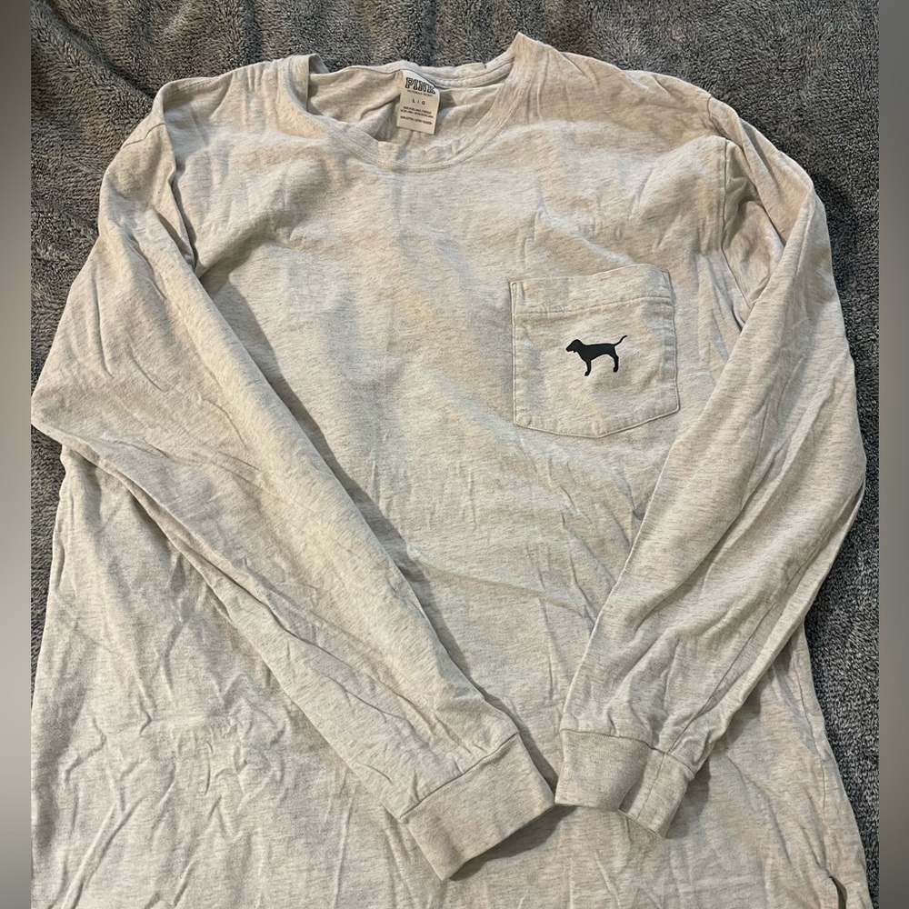 Victoria secret long sleeve t-shirt. Grey, size L.